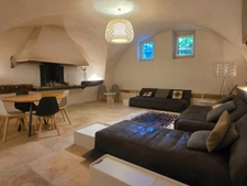 Ancienne ferme bourgeoise à vendre - EURRE (26)