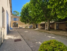 Ancienne ferme bourgeoise à vendre - EURRE (26)
