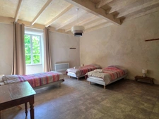 Ancienne ferme bourgeoise à vendre - EURRE (26)