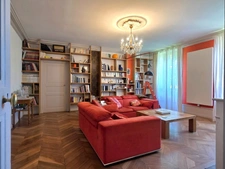 Ancienne ferme bourgeoise à vendre - EURRE (26)