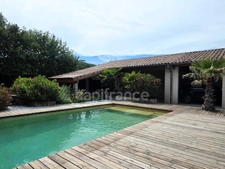 Maison à vendre de 200 m² avec piscine – Piégros-la-Clastre (26)