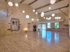 Ancienne ferme bourgeoise à vendre - EURRE (26)