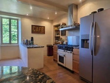 Ancienne ferme bourgeoise à vendre - EURRE (26)
