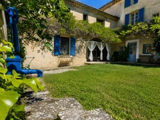 Ancienne ferme bourgeoise à vendre - EURRE (26)