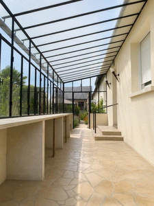 Longère de caractère rénovée – 153 m² – Dépendances – Terrain arboré de 1 630 m²