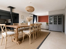 Longère de caractère rénovée – 153 m² – Dépendances – Terrain arboré de 1 630 m²