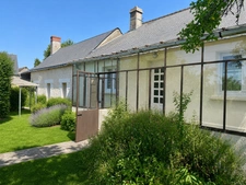 Longère de caractère rénovée – 153 m² – Dépendances – Terrain arboré de 1 630 m²