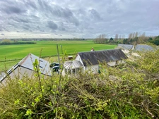 Maison avec vue panoramique et caves troglodytes à Luynes 37230