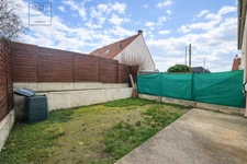 Maison récente 4 pièces, jardin, garage, sous-sol total – secteur calme