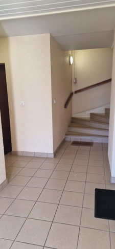 Appartement 3 pièces lumineux avec balcon – au calme, proche commerces