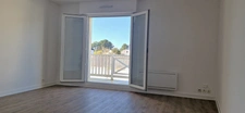 Appartement 3 pièces lumineux avec balcon – au calme, proche commerces