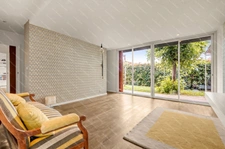 Villa d’architecte de plain-pied au cœur d’un environnement boisé préservé – 209 m² de lumière et d’espace
