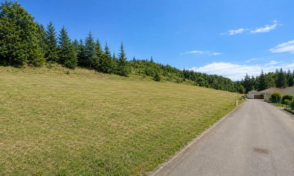 Terrain constructible 1 125 m² – Vue dégagée – Belpech (11420)