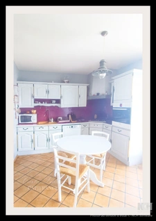 Maison de plain-pied de 112 m² - 5 pièces – Terrain clos et arboré de 1 250 m² à vendre  NIORT (79)