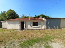 CELLES SUR BELLE (79) à vendre Exclusivité CAPIFRANCE Ensemble immobilier à rénover 