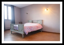 Maison de plain-pied de 112 m² - 5 pièces – Terrain clos et arboré de 1 250 m² à vendre  NIORT (79)
