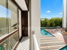 Paris 15th – Rare modular family apartment, triple exposure, very bright (150 m²)