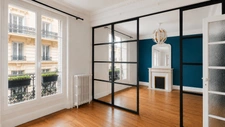 Paris 15 – 3 pièces traversant lumineux, charme de l'ancien au calme, en excellent état