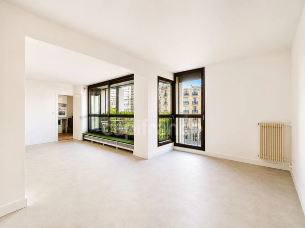 Paris 15e – Appartement familial modulaire rare, triple exposition, très lumineux (150 m²)