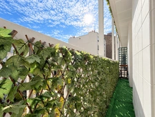 Paris 15th arrondissement – Rue Saint-Charles: 3-room apartment with continuous balconies and Eiffel Tower view