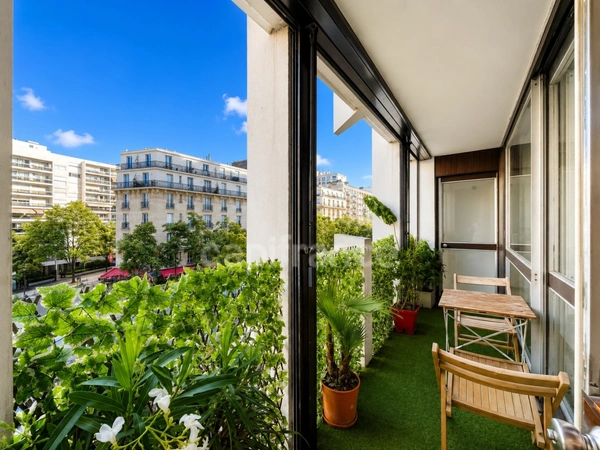 Paris 15e – Appartement familial modulaire rare, triple exposition, très lumineux (150 m²)