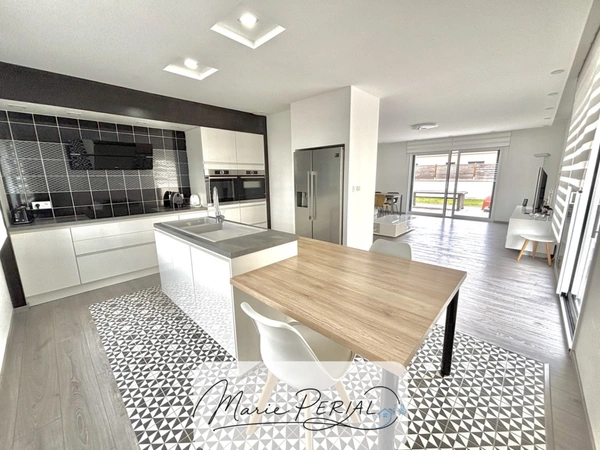 Maison récente 120 m² – 3 chambres dont suite parentale – Aucun travaux – Terrain 511 m² à Neufchâteau (88300)
