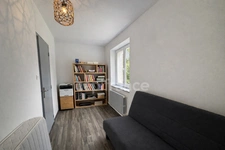 Maison familiale de 143 m² avec grand terrain clôturé de 3400 m² - Véranda - Dépendances - Fort potentiel
