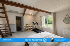 Maison familiale de 143 m² avec grand terrain clôturé de 3400 m² - Véranda - Dépendances - Fort potentiel