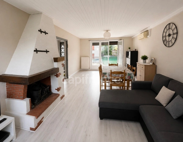 Maison individuelle à rénover de 120 m² avec sous-sol et grand terrain à Crépey (54170)