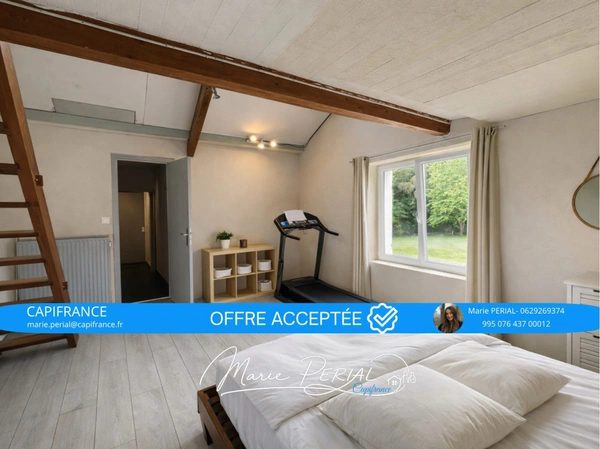 Maison familiale de 143 m² avec grand terrain clôturé de 3400 m² - Véranda - Dépendances - Fort potentiel