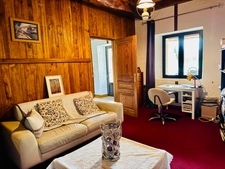 Charmante bâtisse 1716 de 186 m² avec séjour de 80 m²