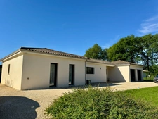 Villa Contemporaine de 2019 – Piscine, Vue Dégagée 