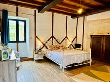 Charmante bâtisse 1716 de 186 m² avec séjour de 80 m²
