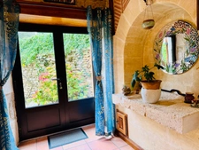 Charmante bâtisse 1716 de 186 m² avec séjour de 80 m²
