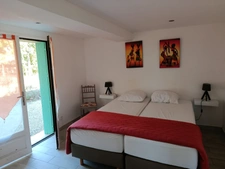 Maison à vendre 10 pièces hauteurs de Sainte-Foy des Vignes (24) 