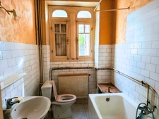 Maison en pierre à vendre 8 pièces MONBAZILLAC (24)