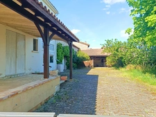Maison à vendre 10 pièces idéal famille ou revenus locatifs POMPORT (24)