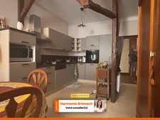 Habitez et travaillez au même endroit : 3 chambres et local commercial