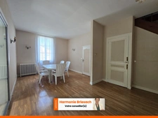 Maison familiale avec grand jardin, terrasse couverte et garage