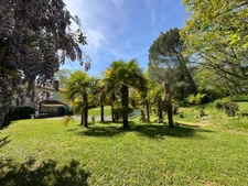 Maison de campagne, isolée, parc arboré, piscine