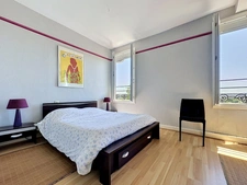 Maison de ville atypique 300m2 habitables-lumineuse-grand jardin-7 chambres