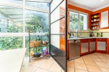 House for sale 8 rooms VITROLLES (13) - swimming pool - panoramic view - very quiet - beautiful light - large volumes