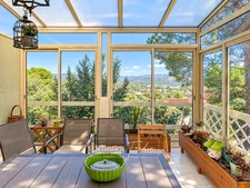 Maison à vendre 5 pièces Six-Fours-les-Plages (83) - vue panoramique dégagée - calme - terrain 1 147 m² - véranda climatisée - grandes chambres