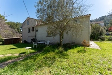 House for sale, 8 rooms, Aubagne (13) - 168 m² - 2 apartments - 65 m² basement garages - cellar - 2 outdoor garages - space for a swimming pool 