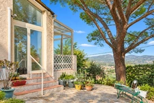 Maison à vendre 5 pièces Six-Fours-les-Plages (83) - vue panoramique dégagée - calme - terrain 1 147 m² - véranda climatisée - grandes chambres