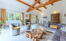 Estate for sale in Rousset, 15 minutes from Aix-en-Provence - 1 ha - 3 dwellings - more than 315 m² of living space - absolute calm - nature lovers