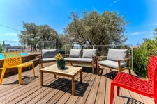 House for sale 8 rooms VITROLLES (13) - swimming pool - panoramic view - very quiet - beautiful light - large volumes