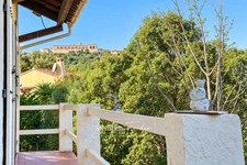 Maison à vendre 5 pièces Six-Fours-les-Plages (83) - vue panoramique dégagée - calme - terrain 1 147 m² - véranda climatisée - grandes chambres