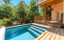 Estate for sale in Rousset, 15 minutes from Aix-en-Provence - 1 ha - 3 dwellings - more than 315 m² of living space - absolute calm - nature lovers