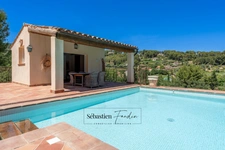 Maison à vendre 8 pièces LA CADIERE D'AZUR (83) - 2 logements - grande piscine - vue panoramique - grande parcelle - calme - nombreuses annexes